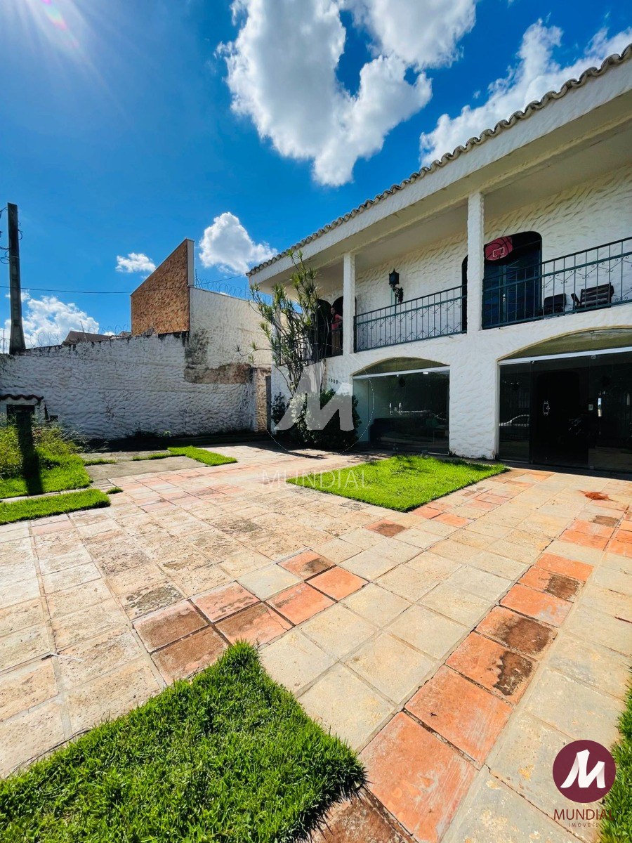 Garagem/estacionamento — foto 4