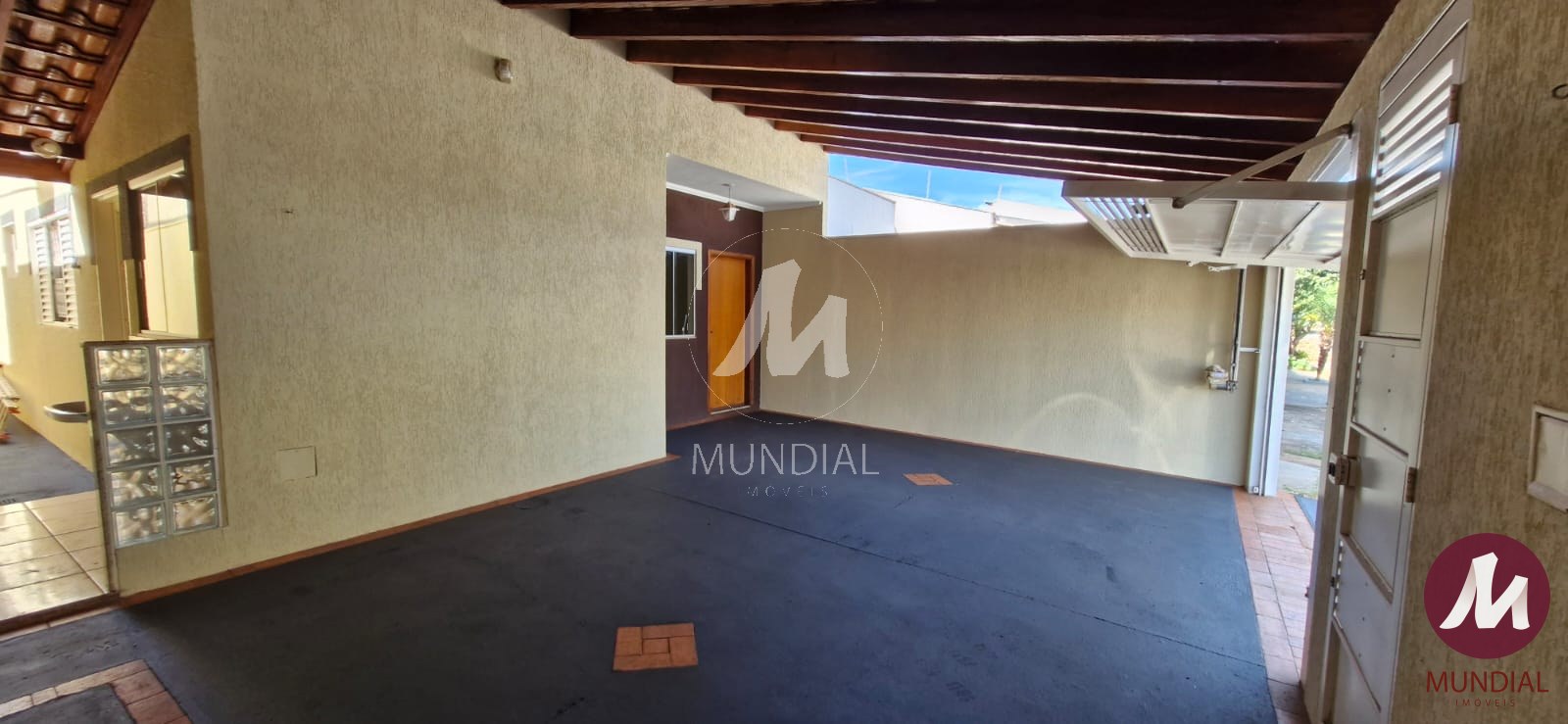 Garagem/estacionamento — foto 2