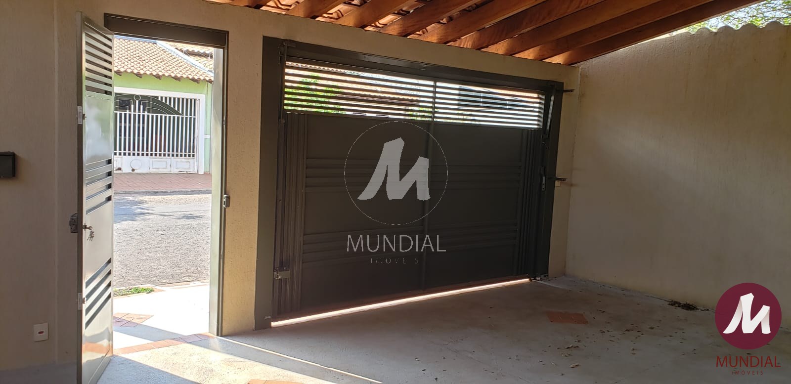Garagem/estacionamento — foto 2