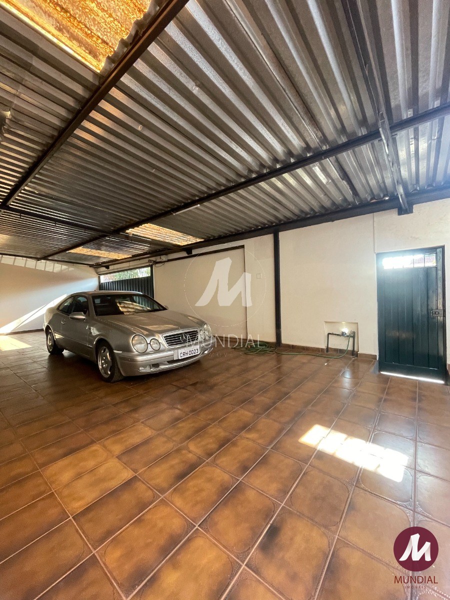Garagem/estacionamento — foto 1