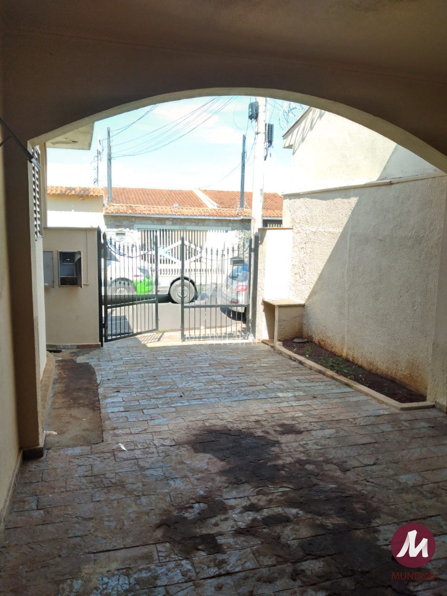 Garagem/estacionamento — foto 2