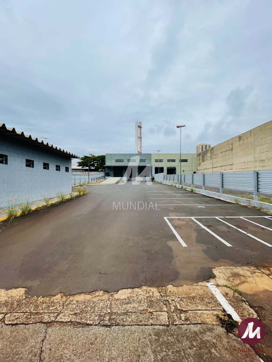 Garagem/estacionamento — foto 3