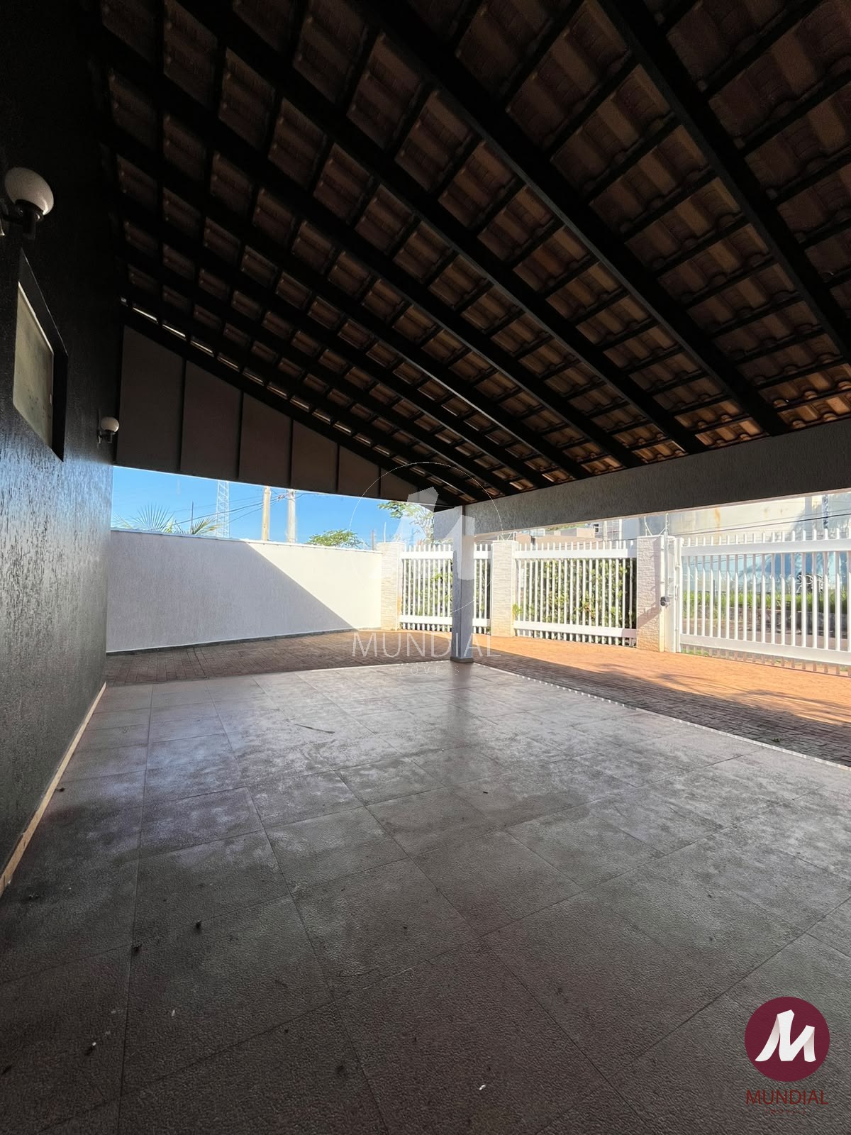 Garagem/estacionamento — foto 29