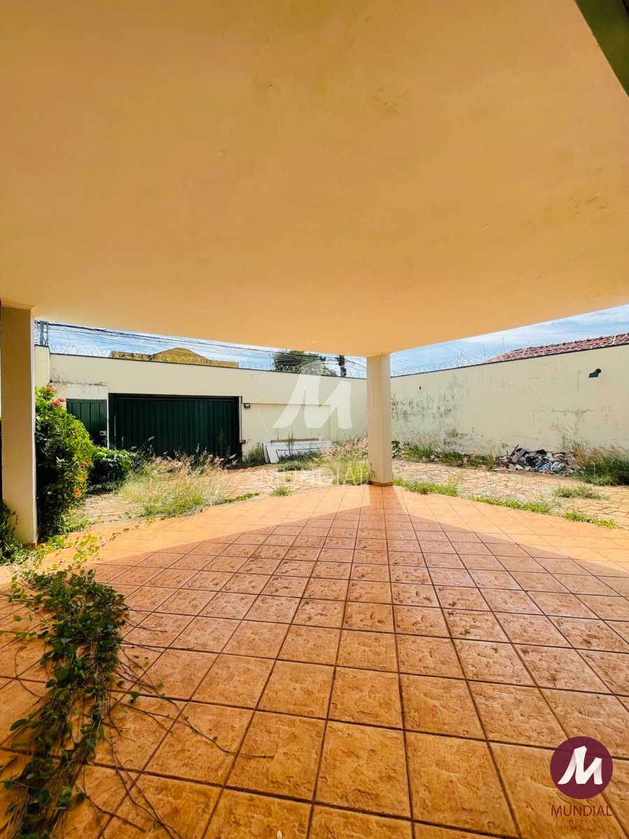 Garagem/estacionamento — foto 4