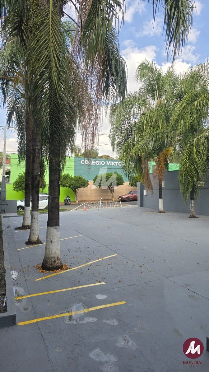 Garagem/estacionamento — foto 2