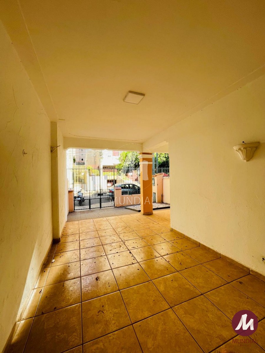 Garagem/estacionamento — foto 3