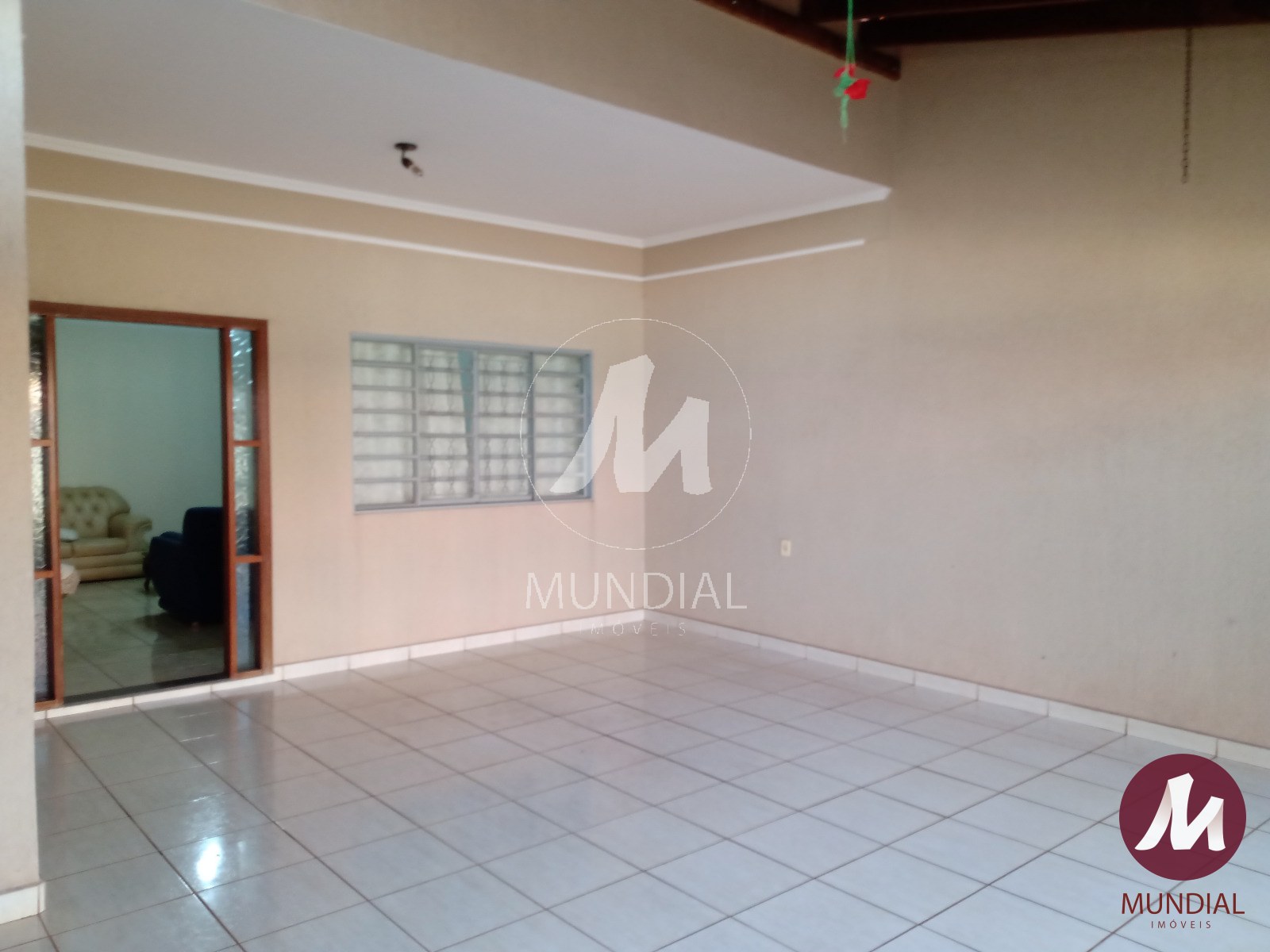 Garagem/estacionamento — foto 3