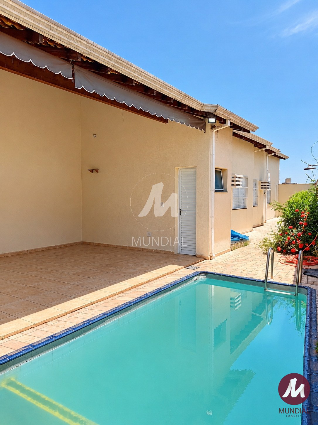 Piscinas para mergulhar de cabeça — Casa em Alto Da Boa Vista