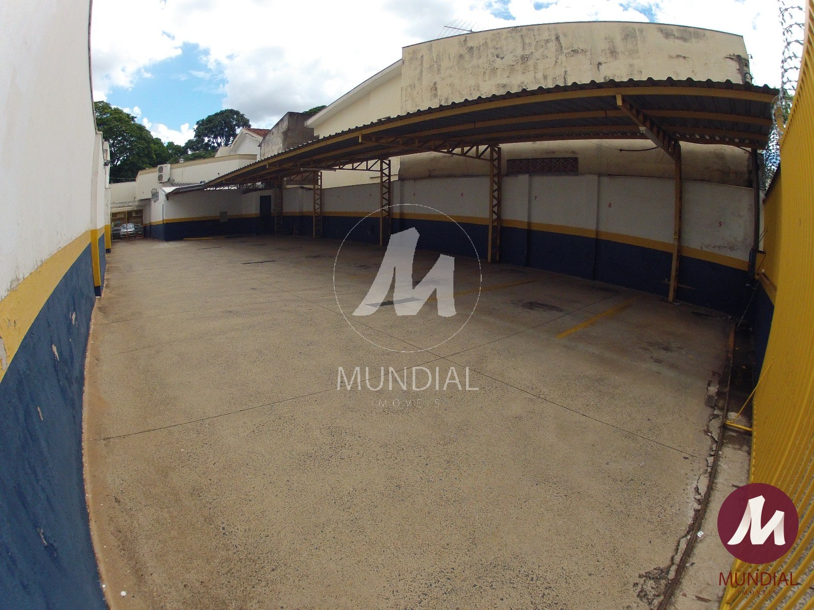 Garagem/estacionamento — foto 4