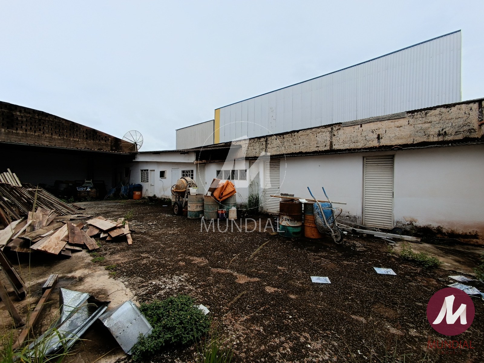 Garagem/estacionamento — foto 8