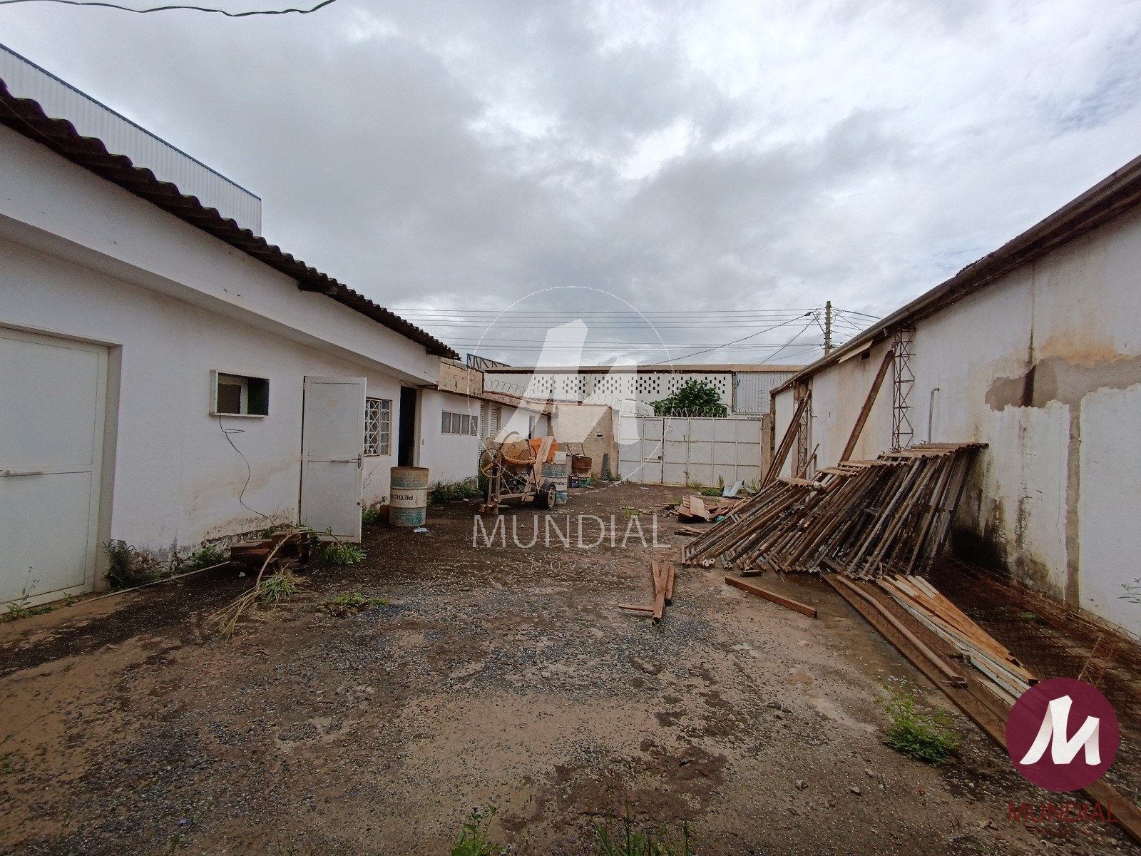 Garagem/estacionamento — foto 9