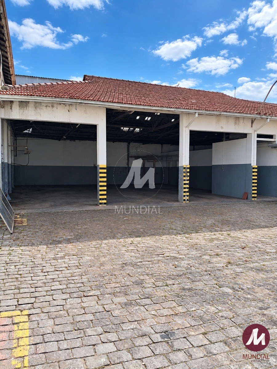 Garagem/estacionamento — foto 11