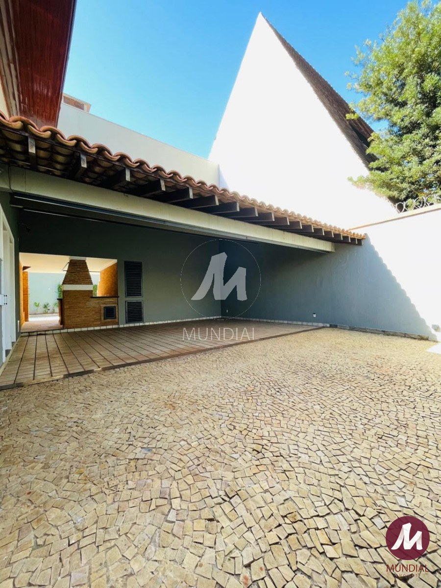 Garagem/estacionamento — foto 4