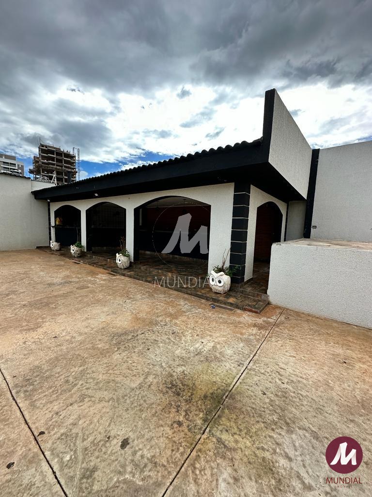 Espaços feitos para receber — Casa em Ribeirânia