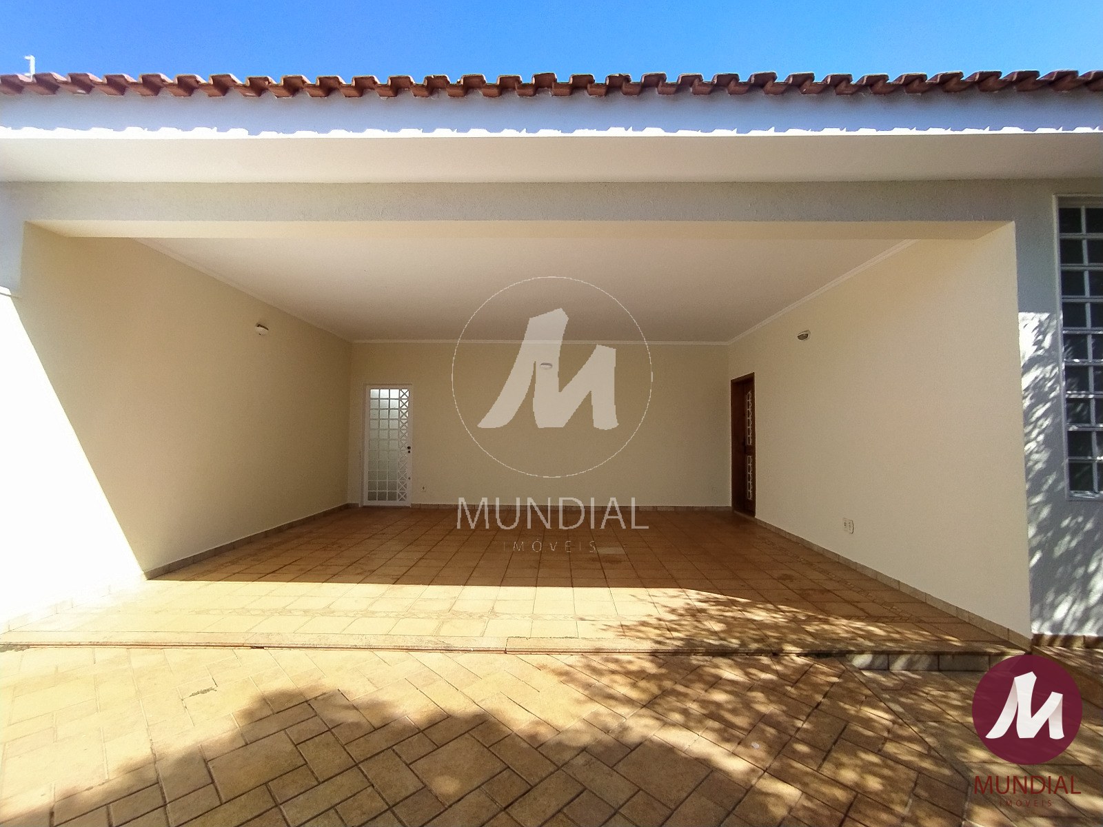 Garagem/estacionamento — foto 3