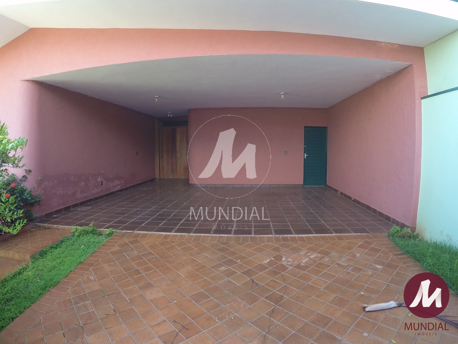 Garagem/estacionamento — foto 2