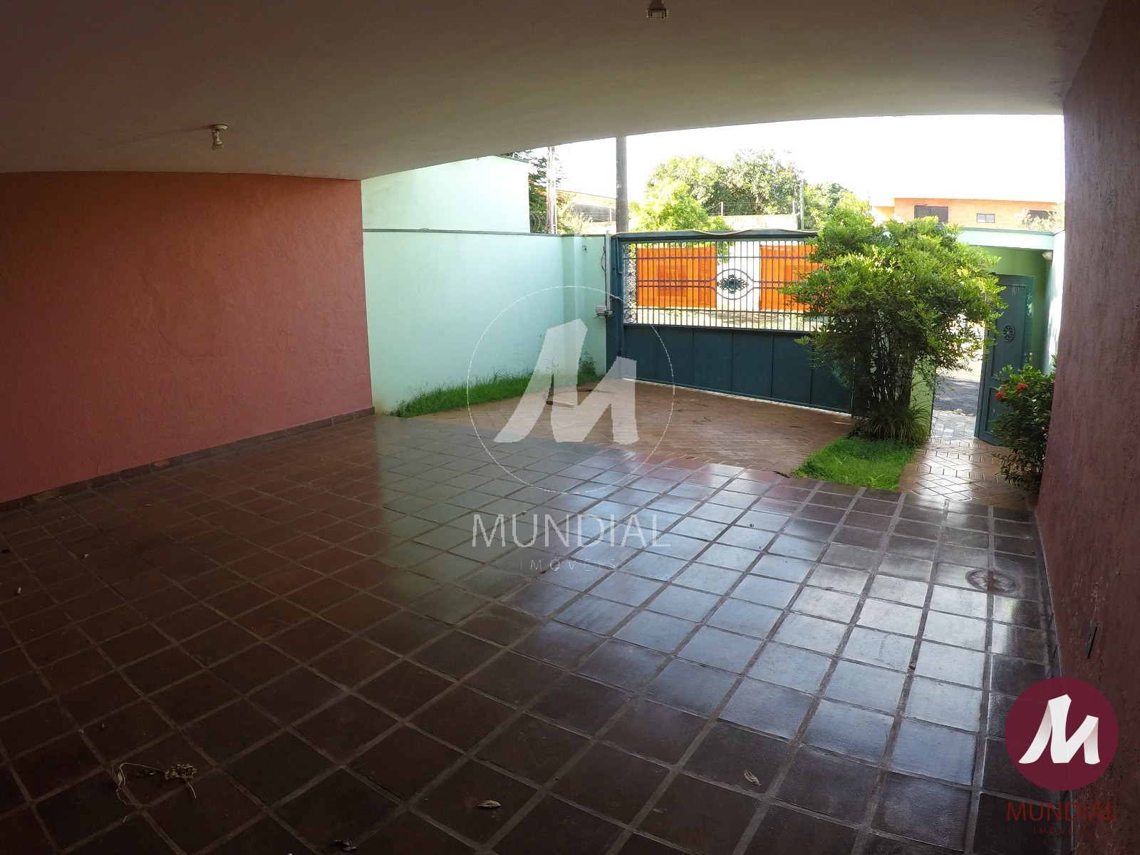 Garagem/estacionamento — foto 3