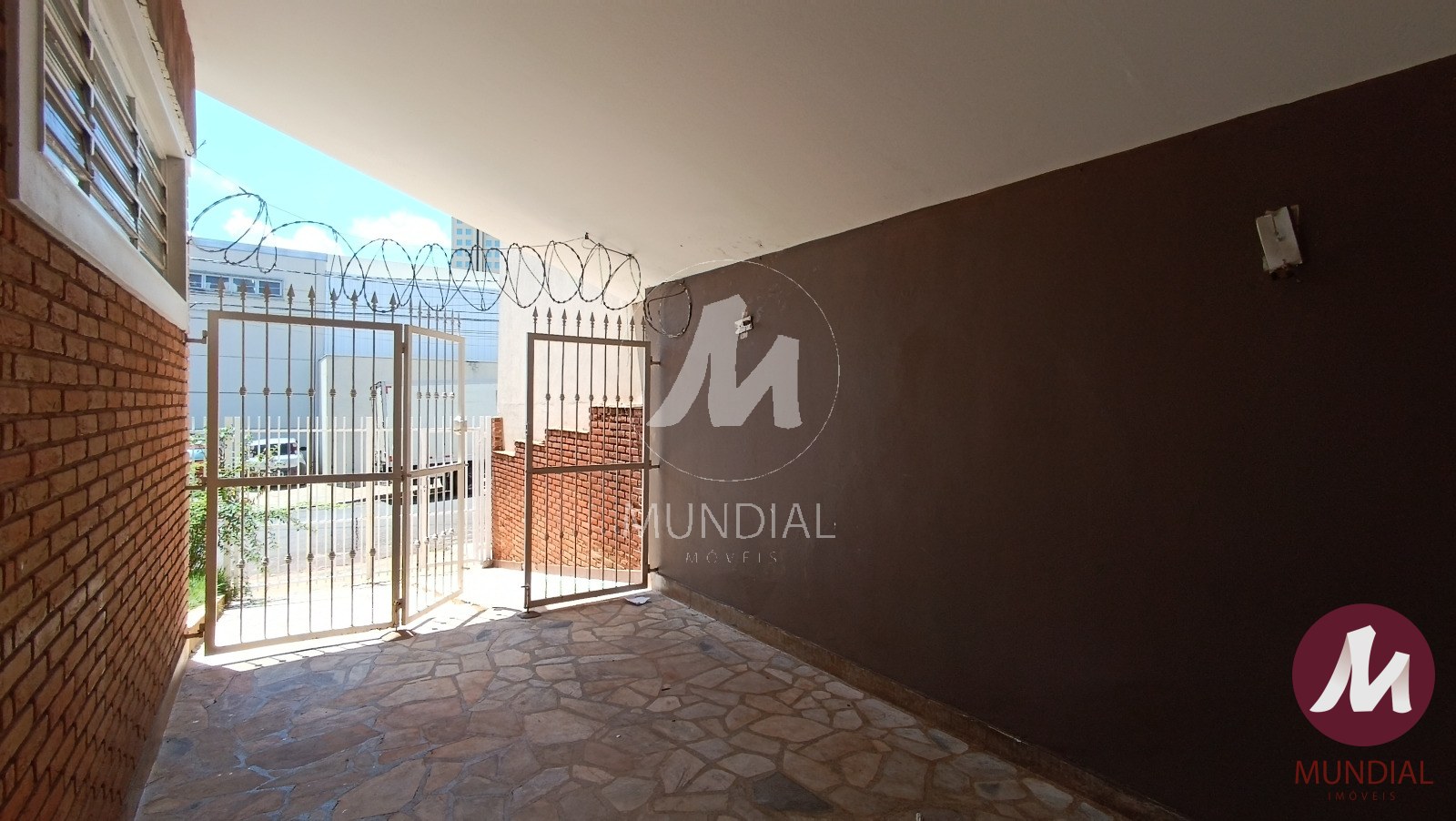 Garagem/estacionamento — foto 2