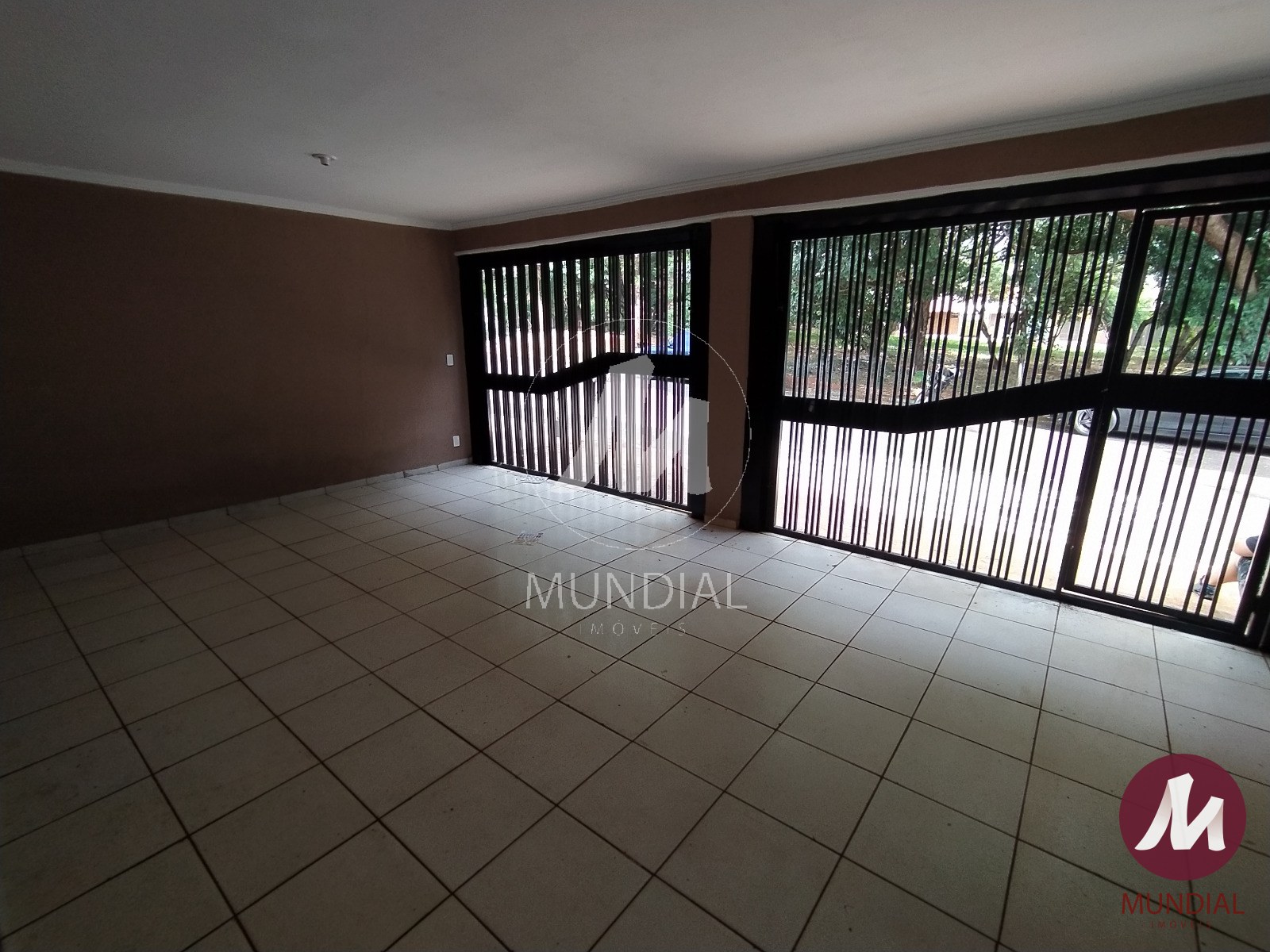 Garagem/estacionamento — foto 19