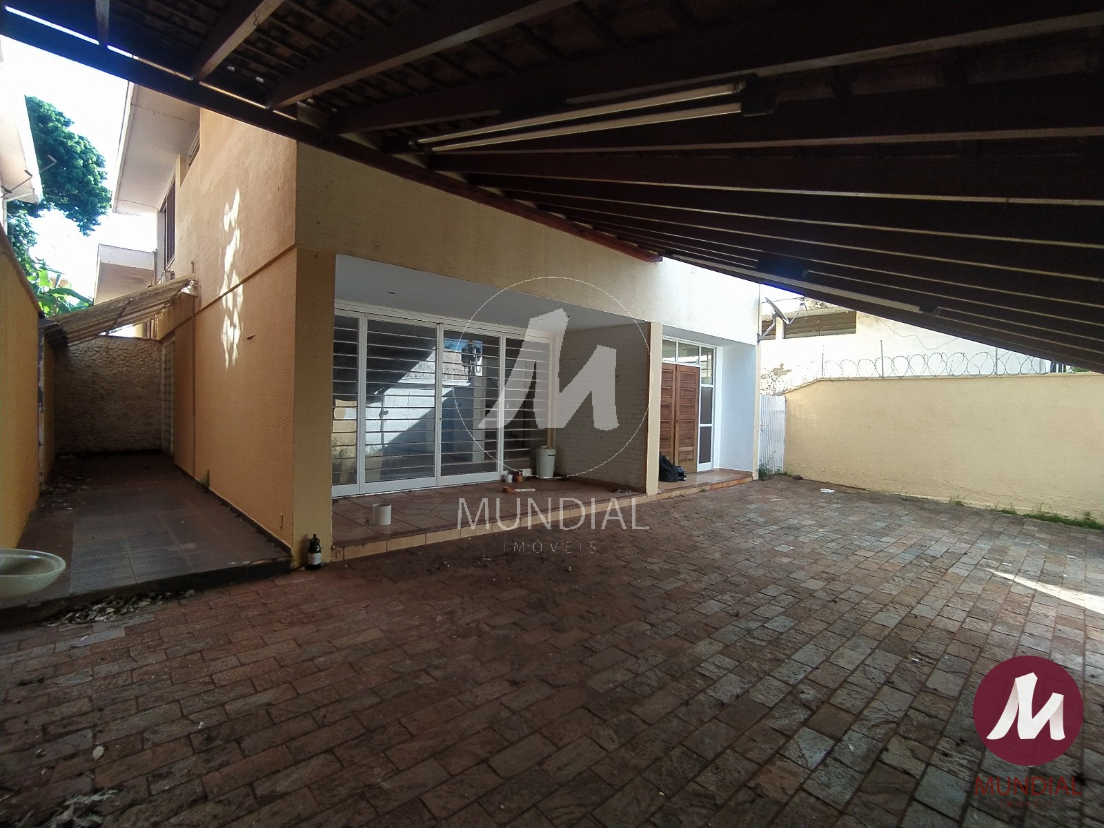 Garagem/estacionamento — foto 52
