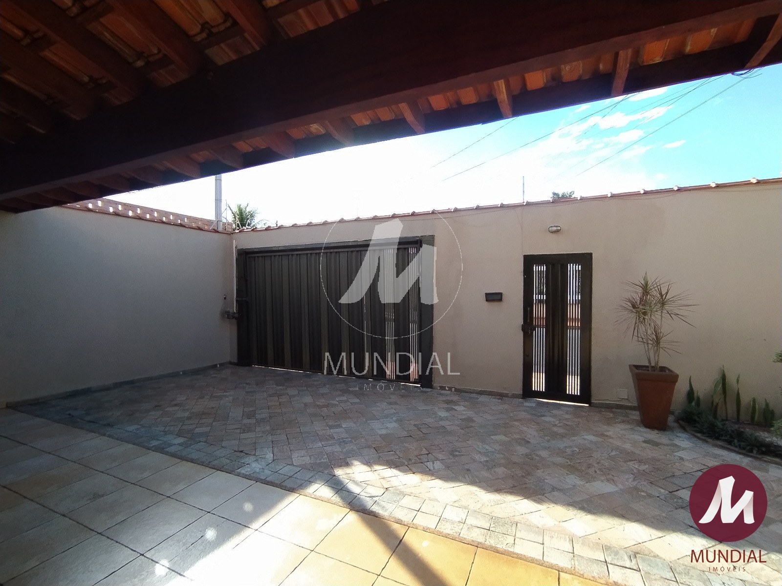 Garagem/estacionamento — foto 3