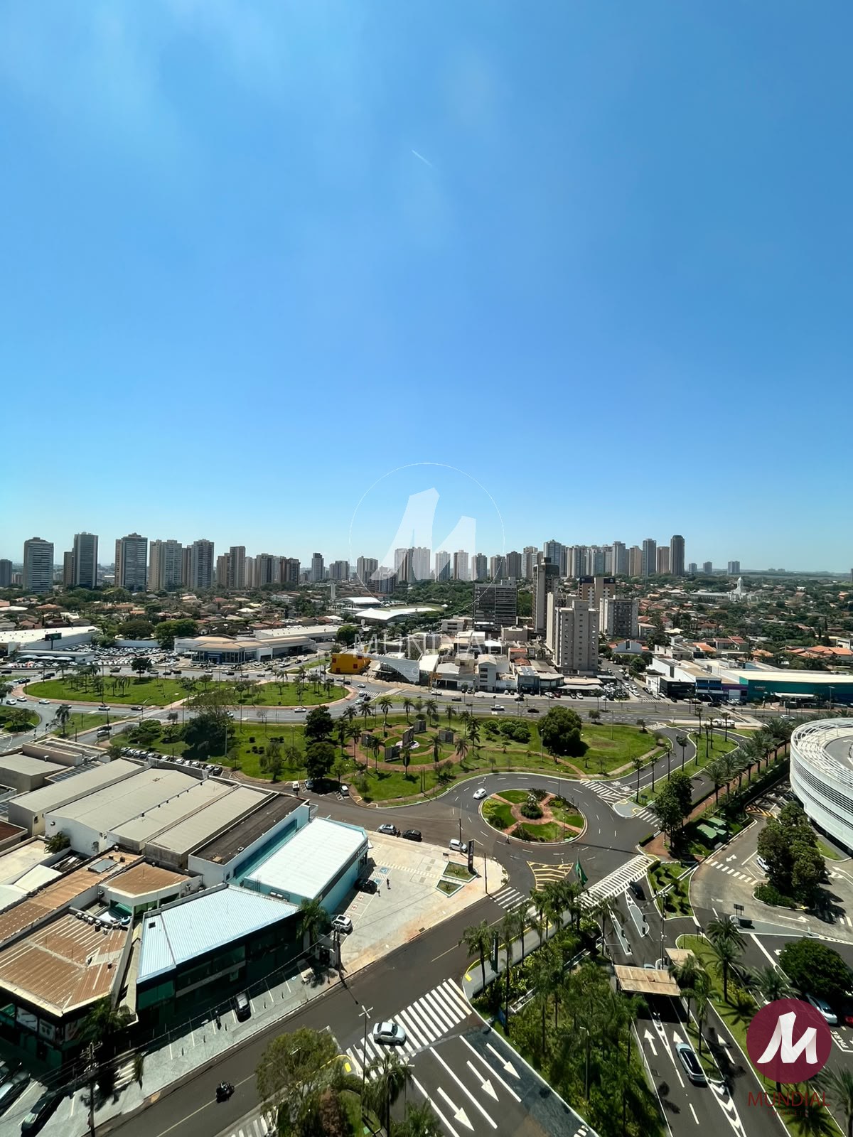 Vistas que fazem parar — Sala comercial em Jardim Califórnia