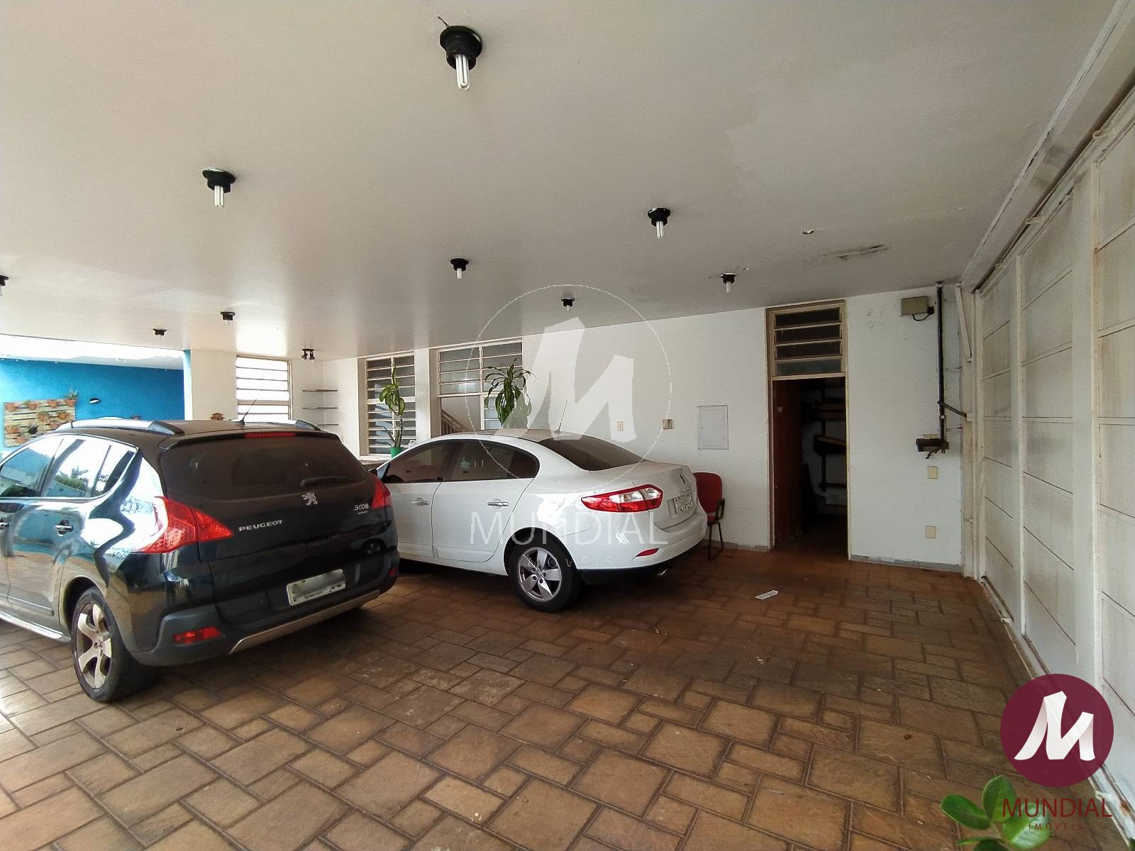 Garagem/estacionamento — foto 5
