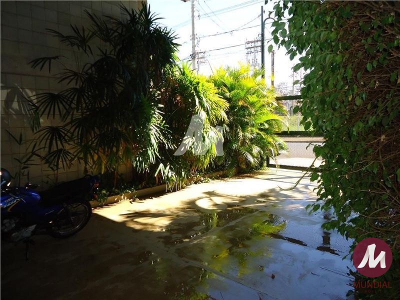 Garagem/estacionamento — foto 8