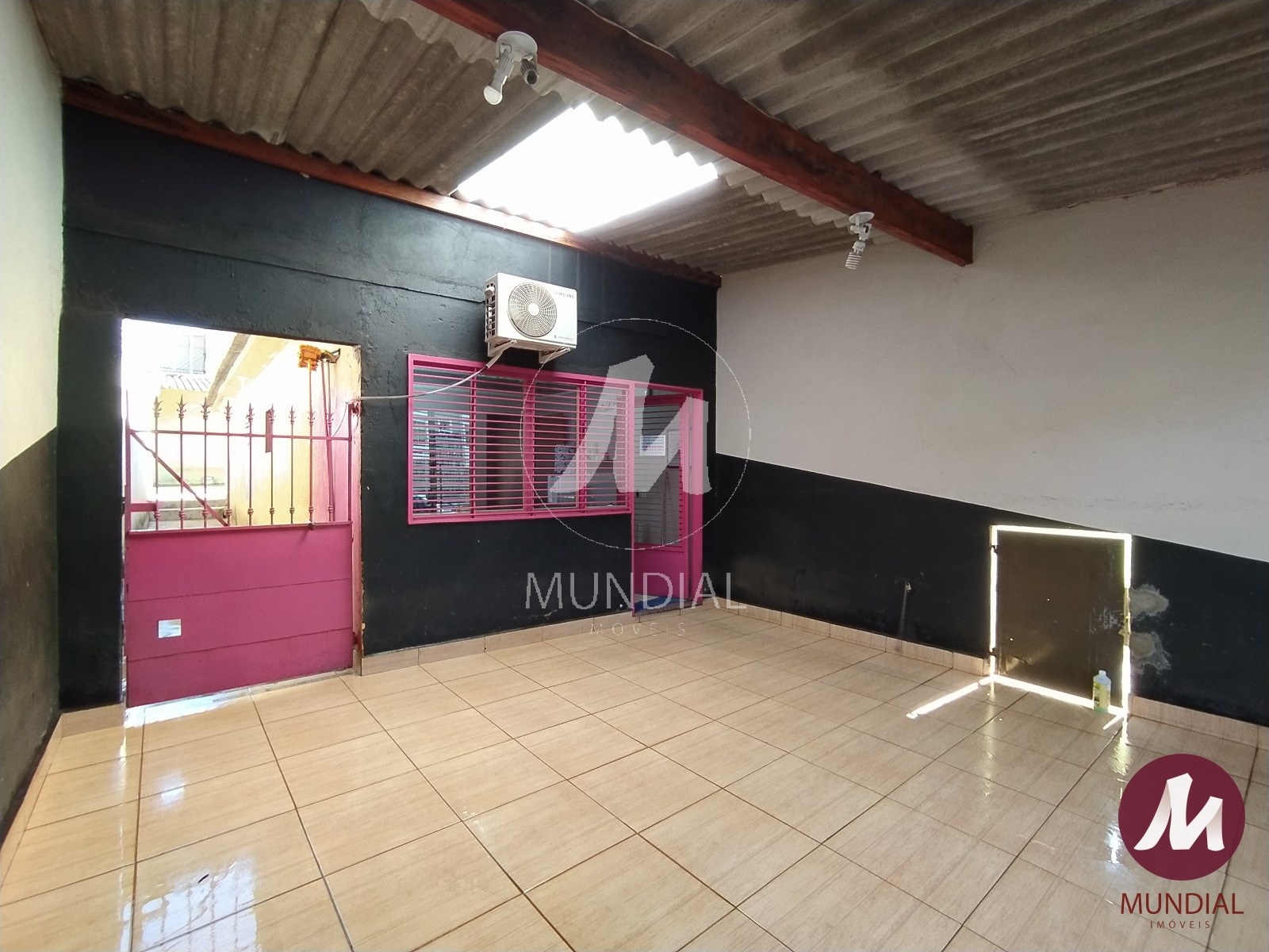 Garagem/estacionamento — foto 4