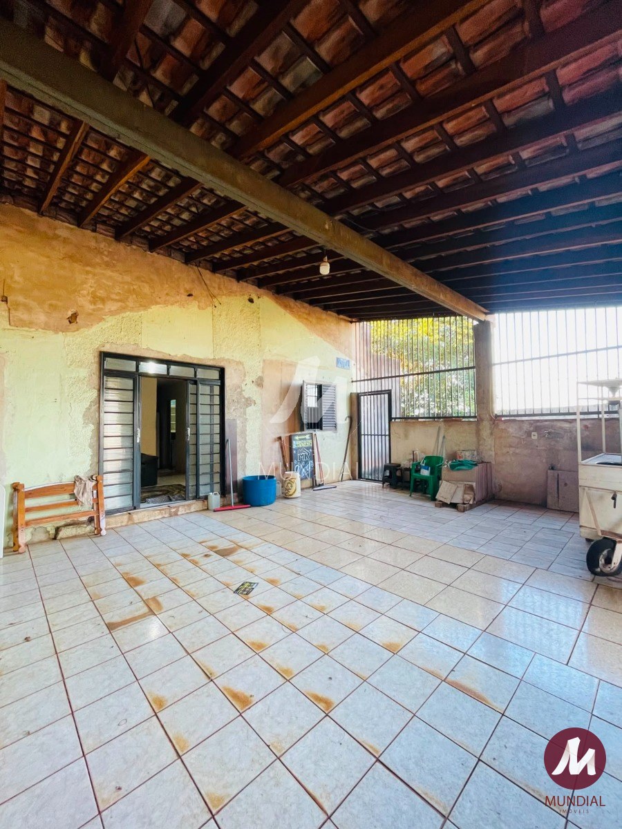 Garagem/estacionamento — foto 3