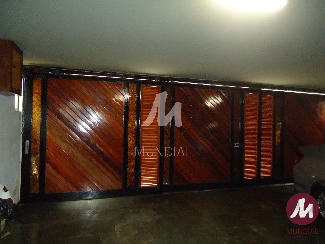 Garagem/estacionamento — foto 2