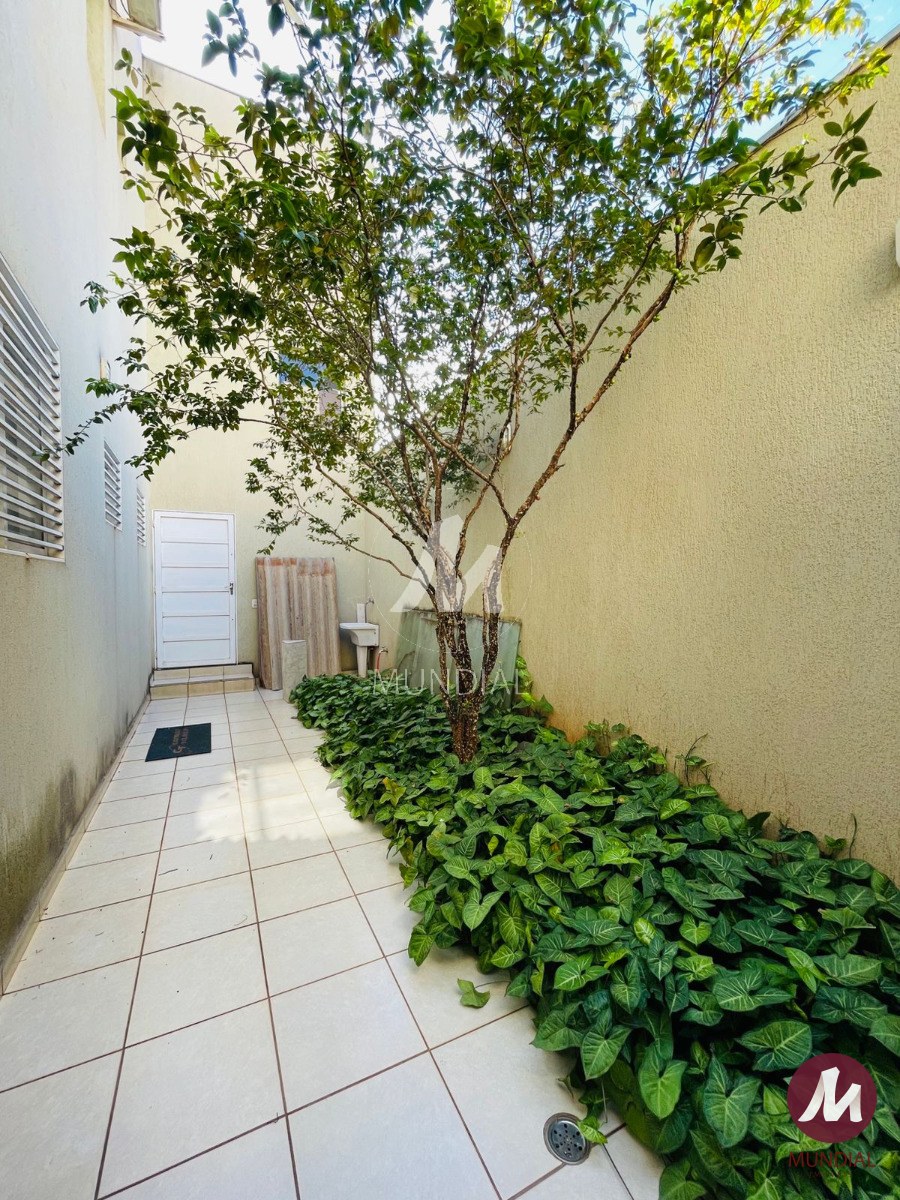 Quintal/corredores — foto 17