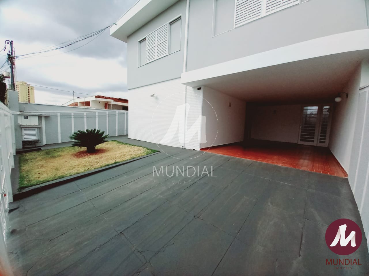 Garagem/estacionamento — foto 3