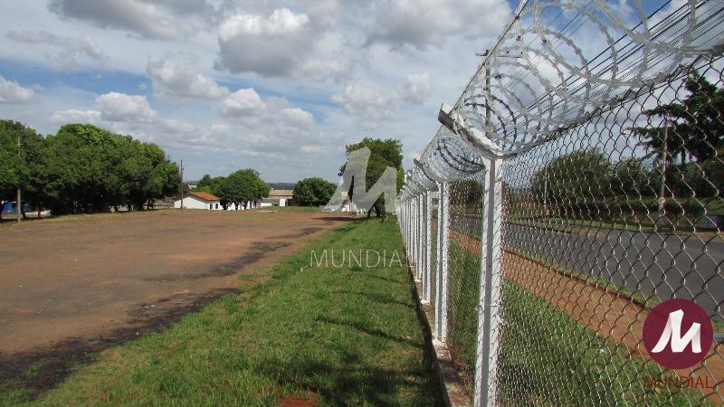 Garagem/estacionamento — foto 28