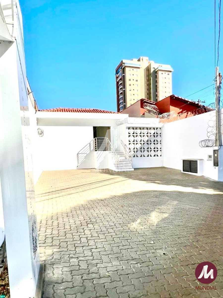 Garagem/estacionamento — foto 1