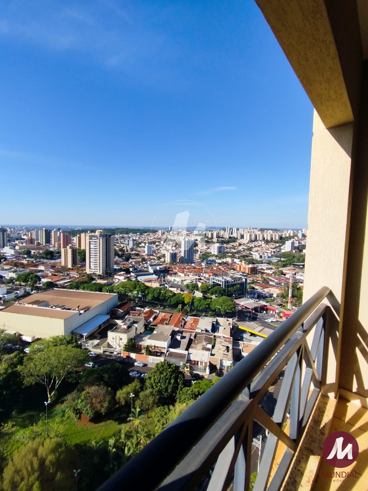 Vistas que fazem parar — Apartamento em Jardim América