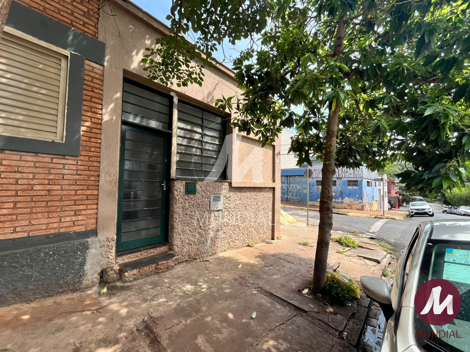 Fachadas que roubam a cena — Casa em Centro