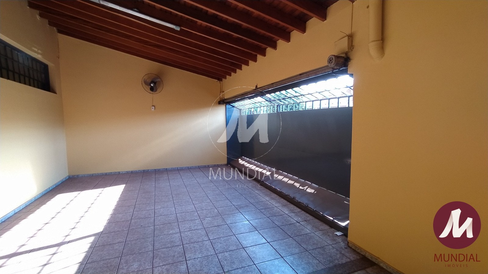 Garagem/estacionamento — foto 3