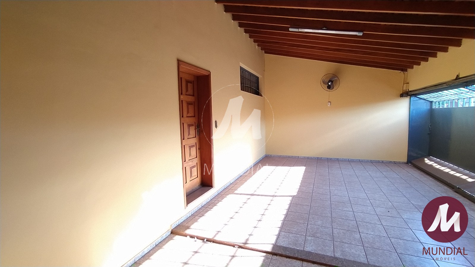 Garagem/estacionamento — foto 2