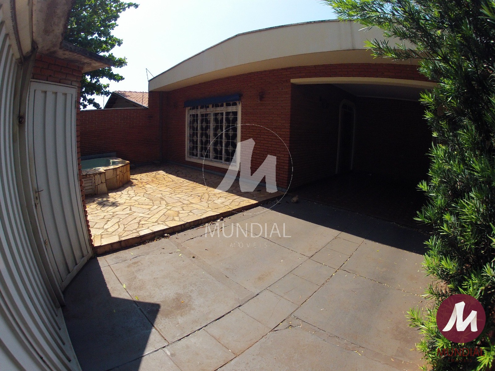 Garagem/estacionamento — foto 2