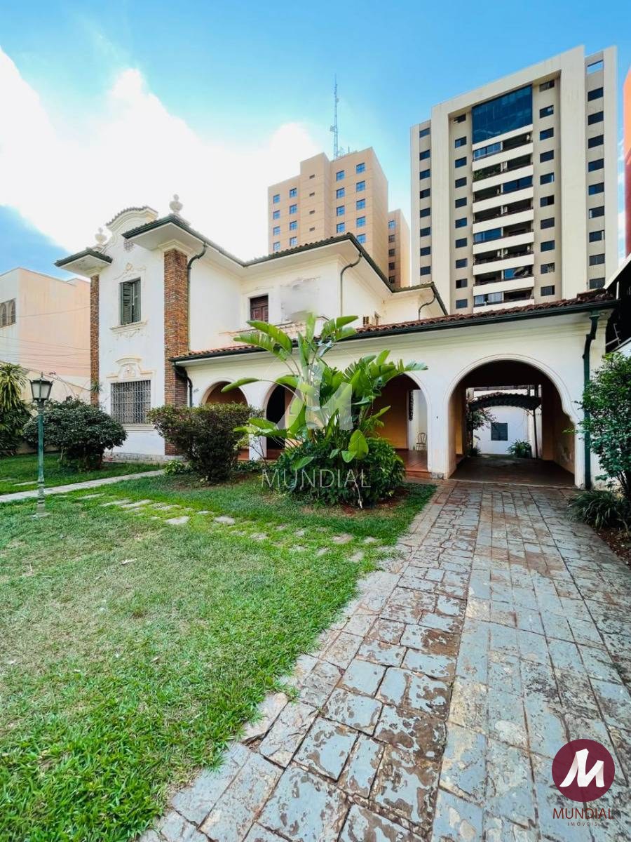 Garagem/estacionamento — foto 2