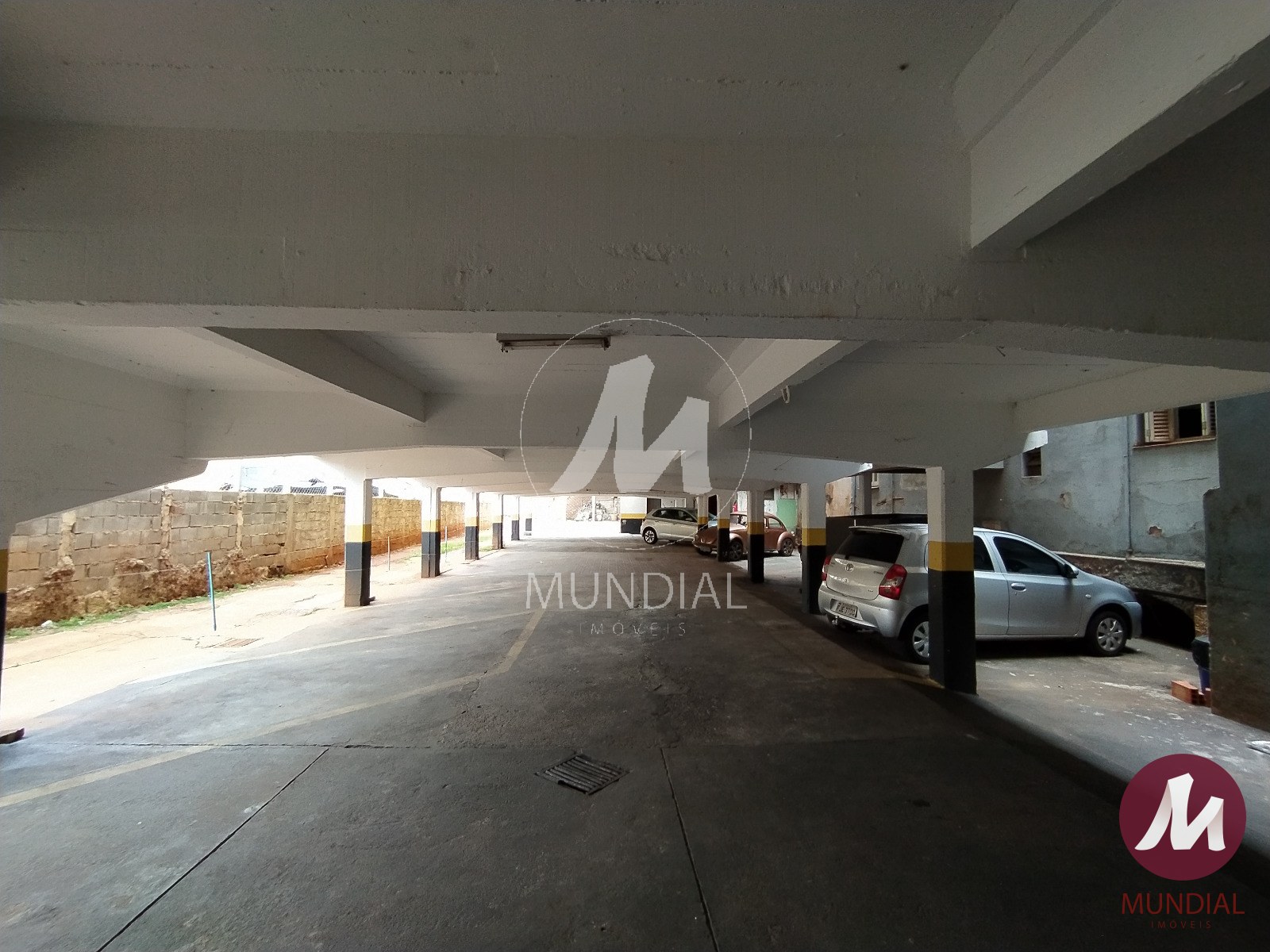 Garagem/estacionamento — foto 12