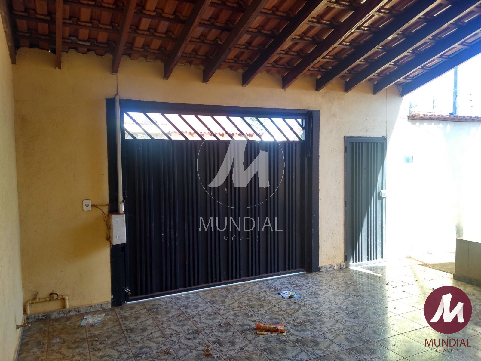 Garagem/estacionamento — foto 2