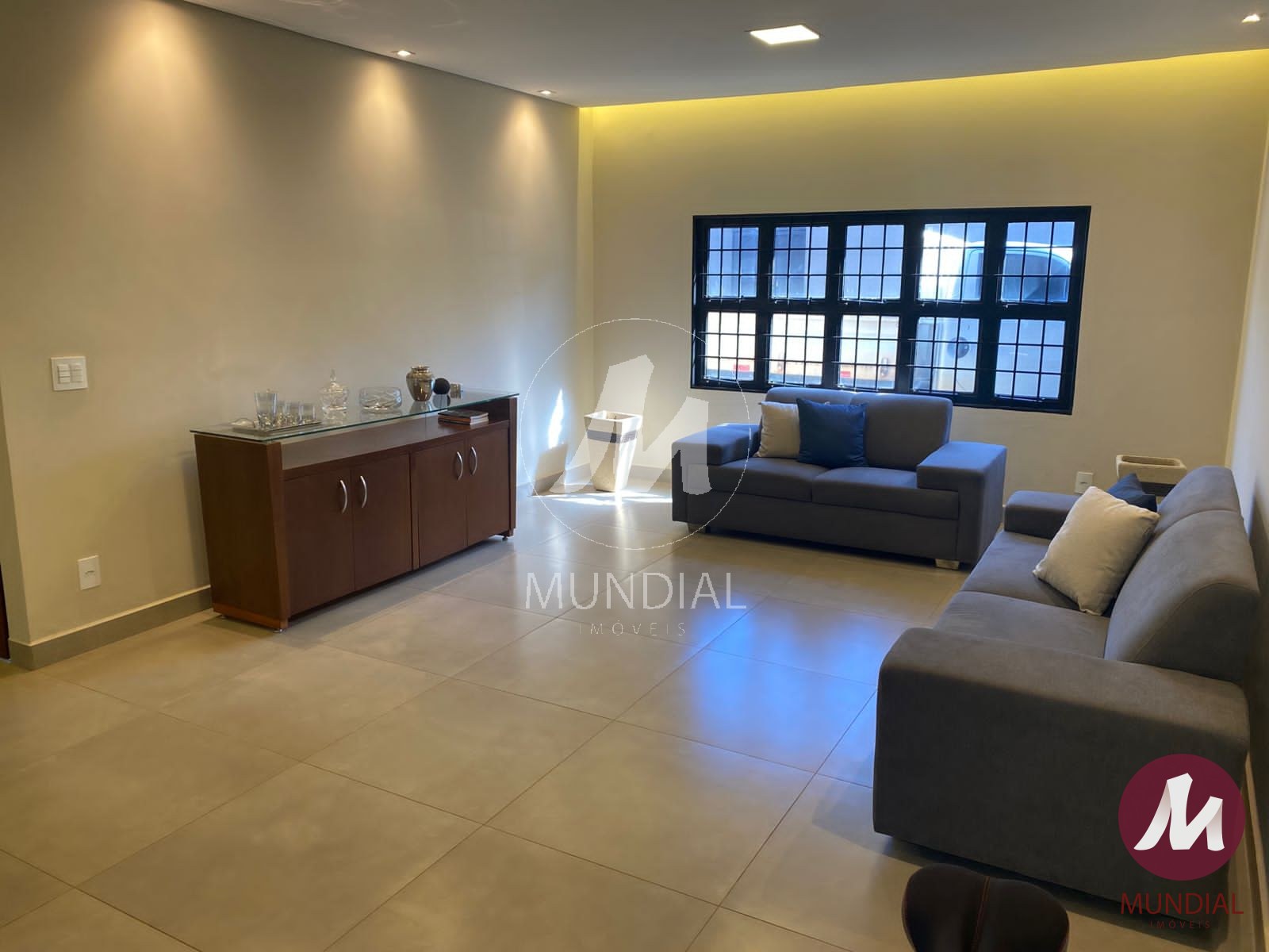 Sala — foto 1