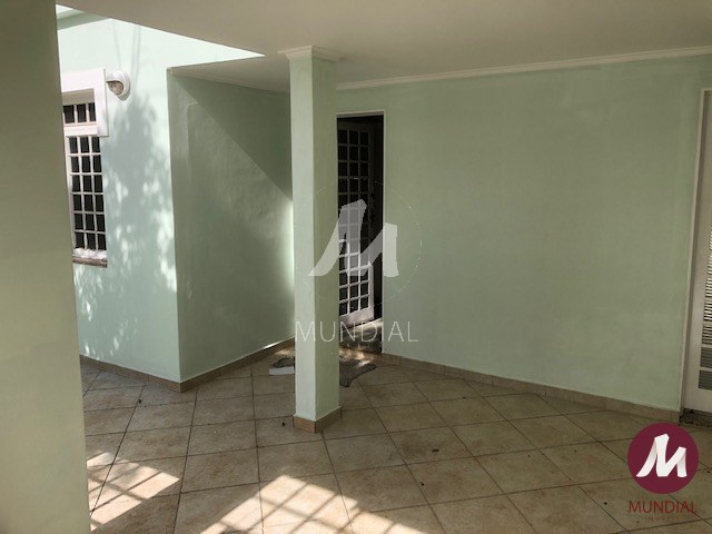 Garagem/estacionamento — foto 2