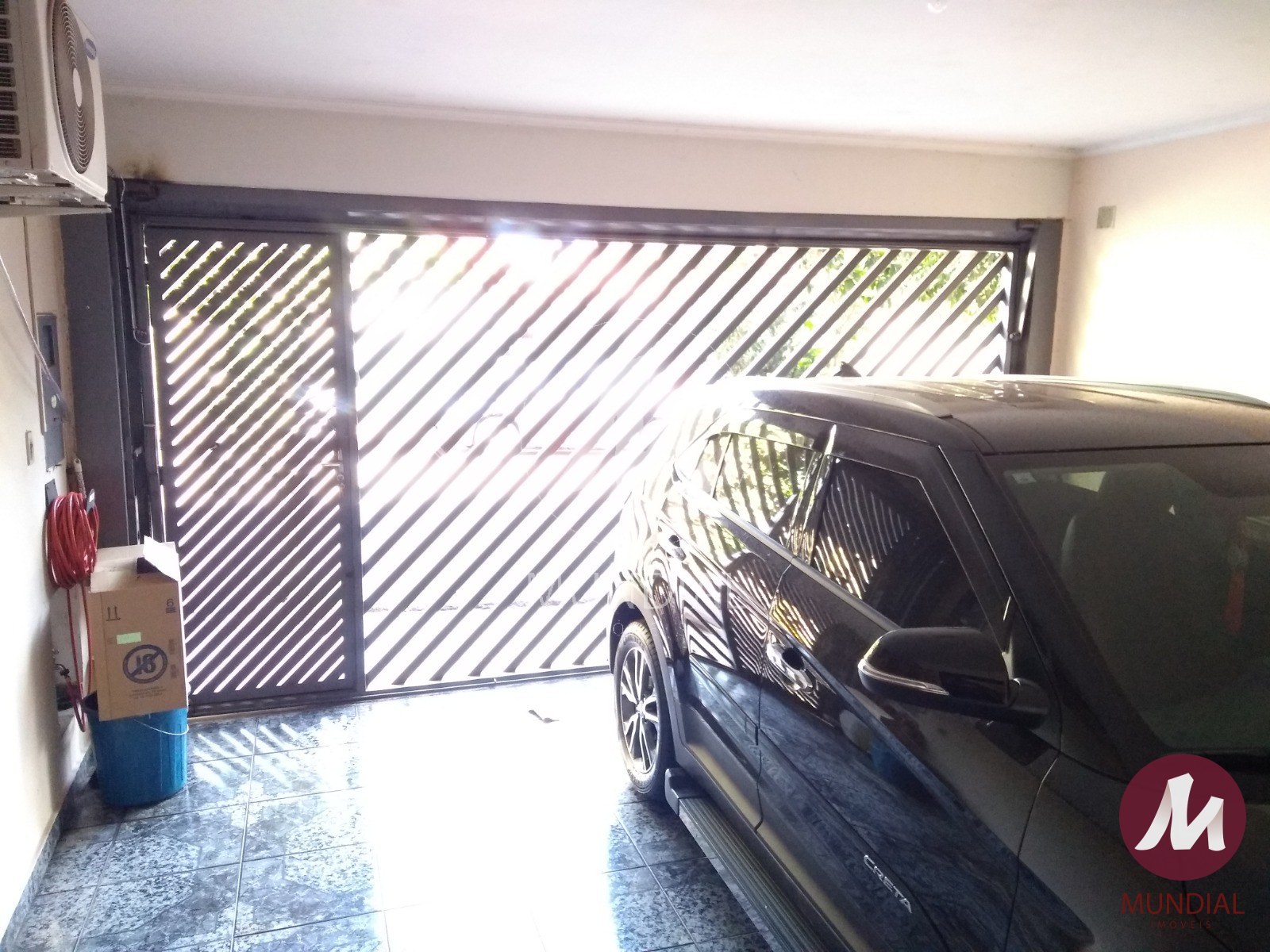 Garagem/estacionamento — foto 2