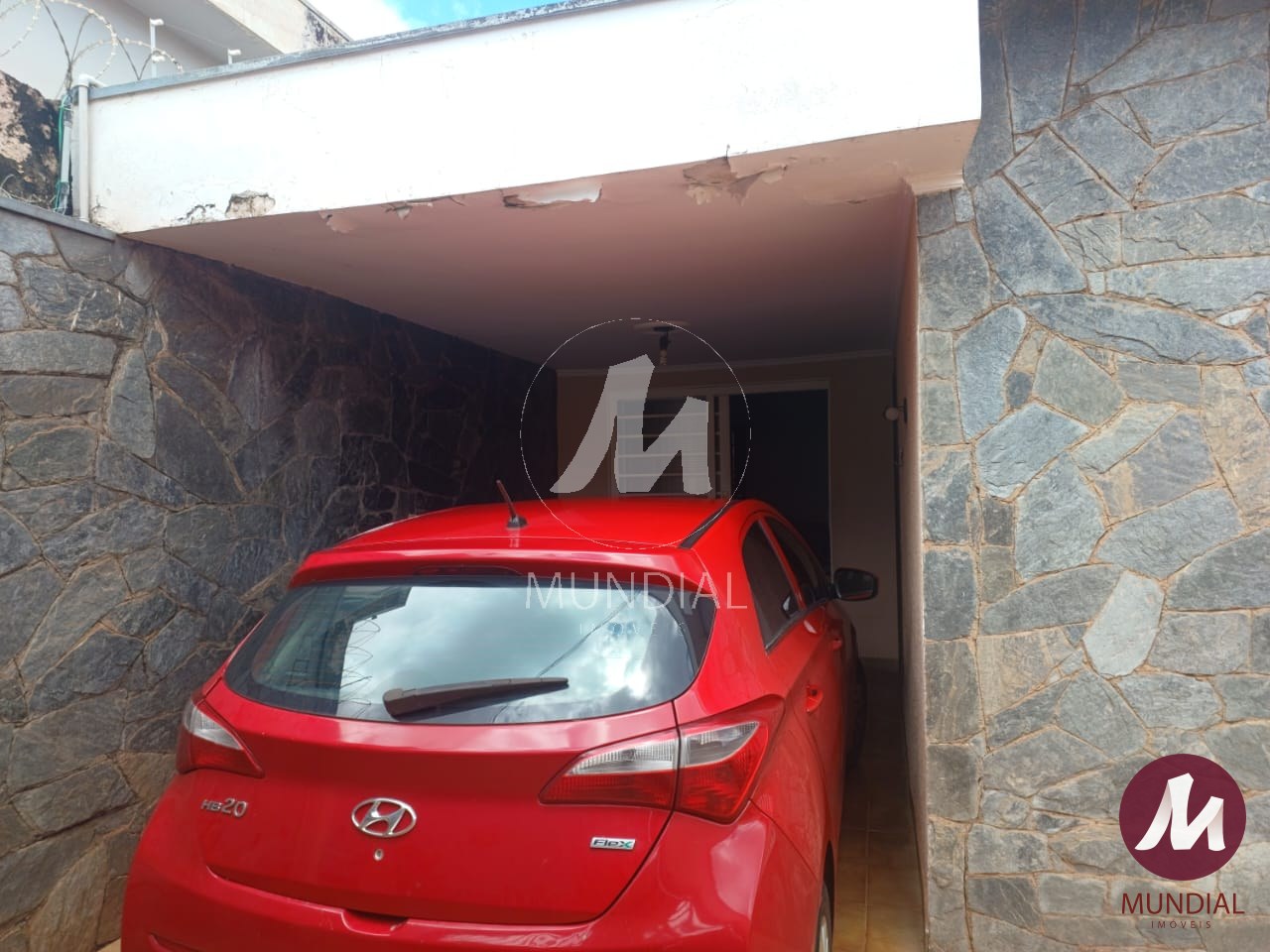 Garagem/estacionamento — foto 2