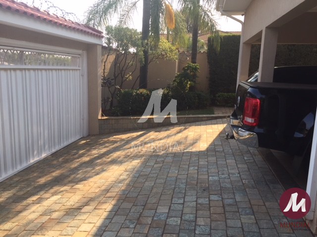 Garagem/estacionamento — foto 2