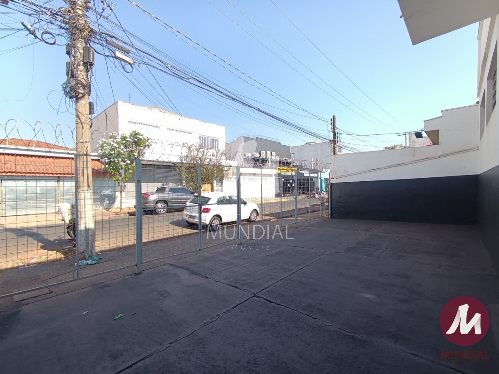 Garagem/estacionamento — foto 2