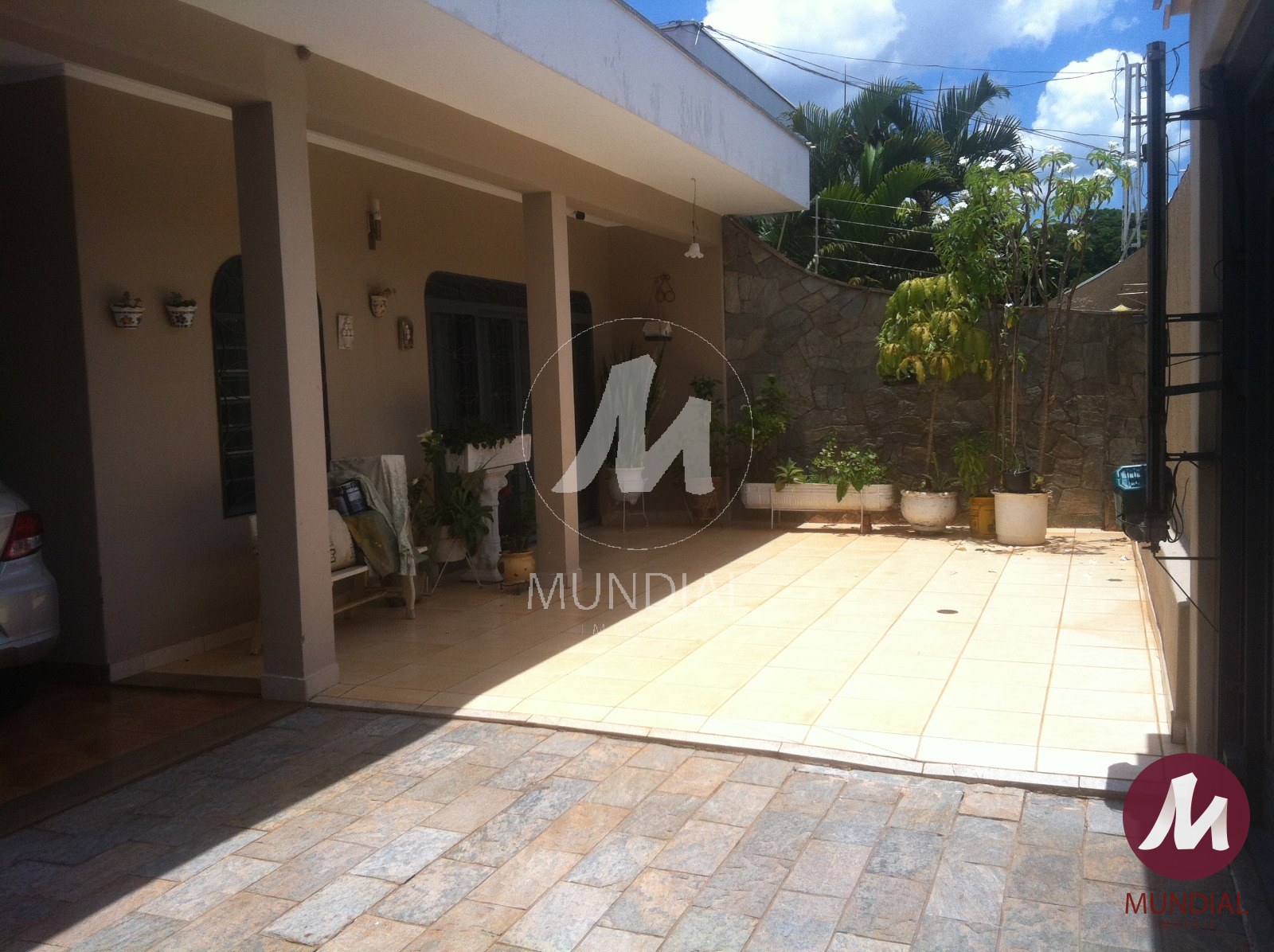 Garagem/estacionamento — foto 2